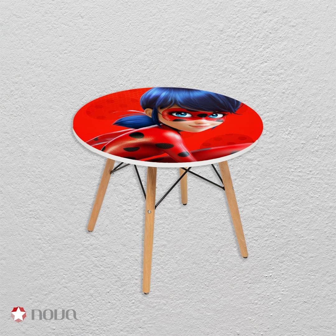 میز مدرن کودک مدل پایه چوبی طرح دختر کفشدوزکی کد KDW-10