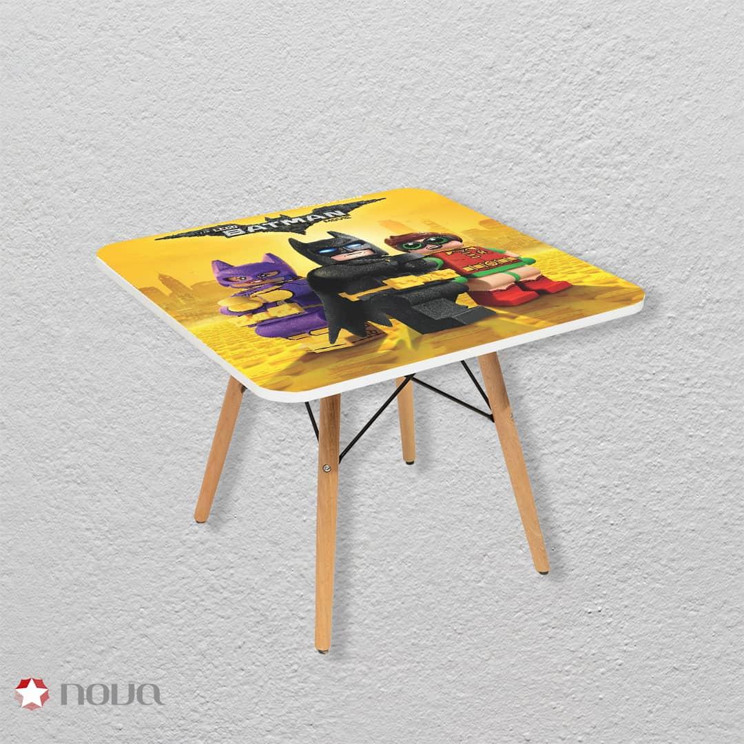 عکس محصول میز مدرن کودک مدل پایه چوبی طرح قهرمانان کد KDW-03