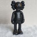 مجسمه کاوز ایستاده kaws