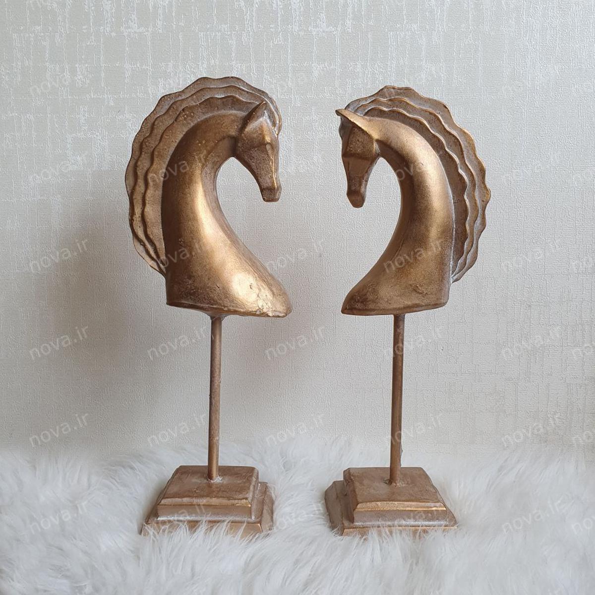 استند دکوری اسب های طلایی استند دکوری اسب های طلایی